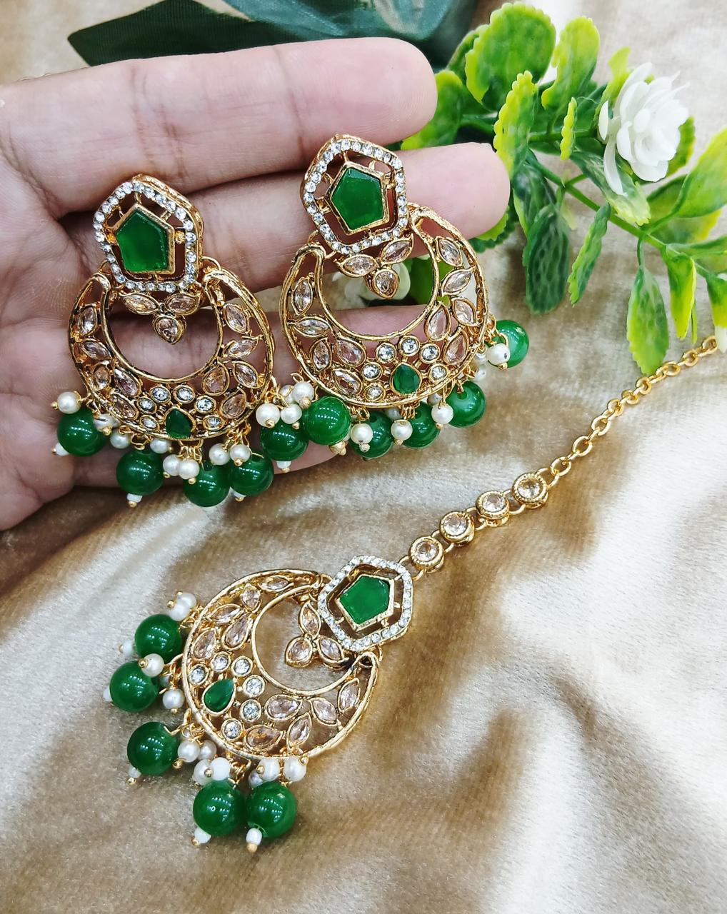 Kashish's Kanta Bindiya Set